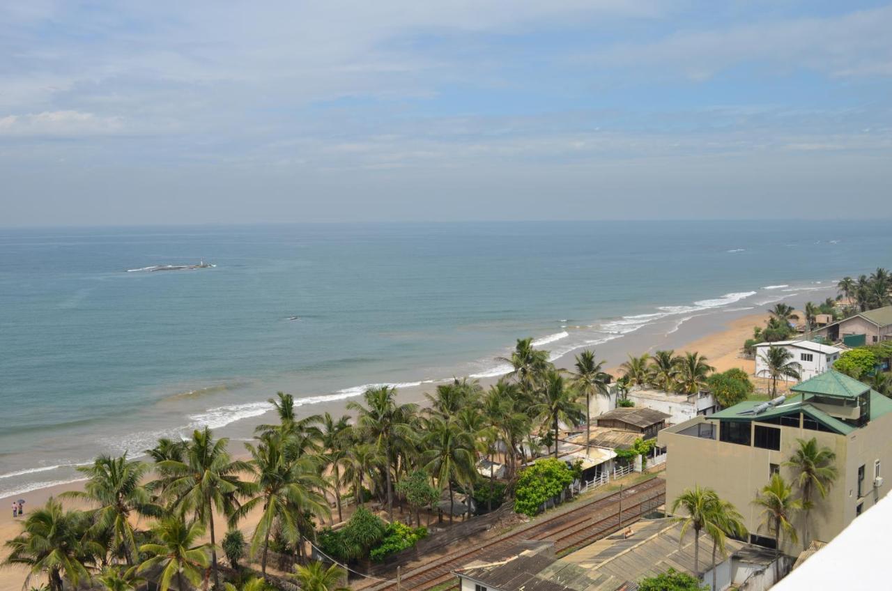 Beach Mount Apartment Дехивала-Маунт-Лавиния Экстерьер фото